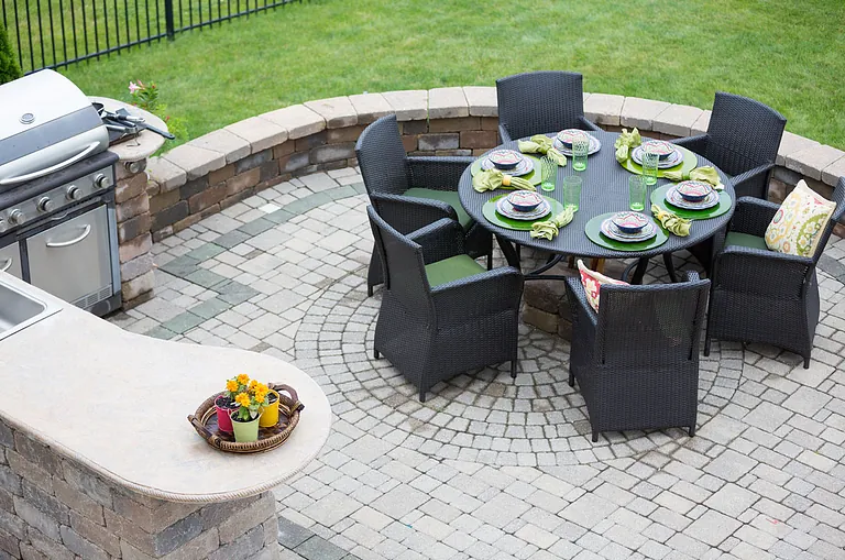 Patio design and installation 